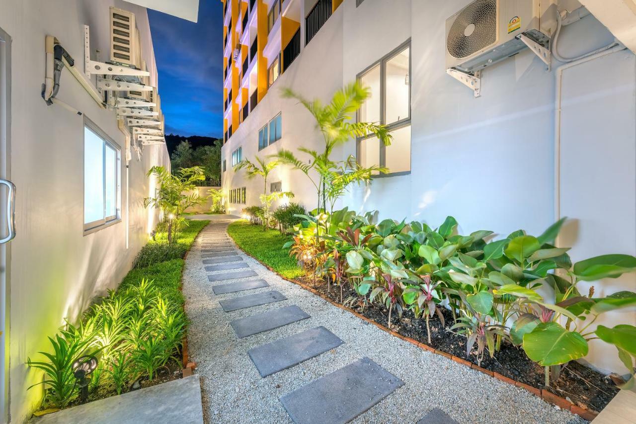 Beehive Boutique Hotel Phuket Bagian luar foto