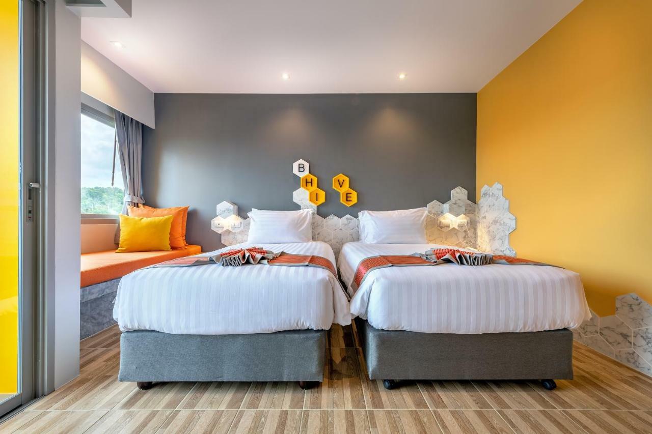 Beehive Boutique Hotel Phuket Bagian luar foto